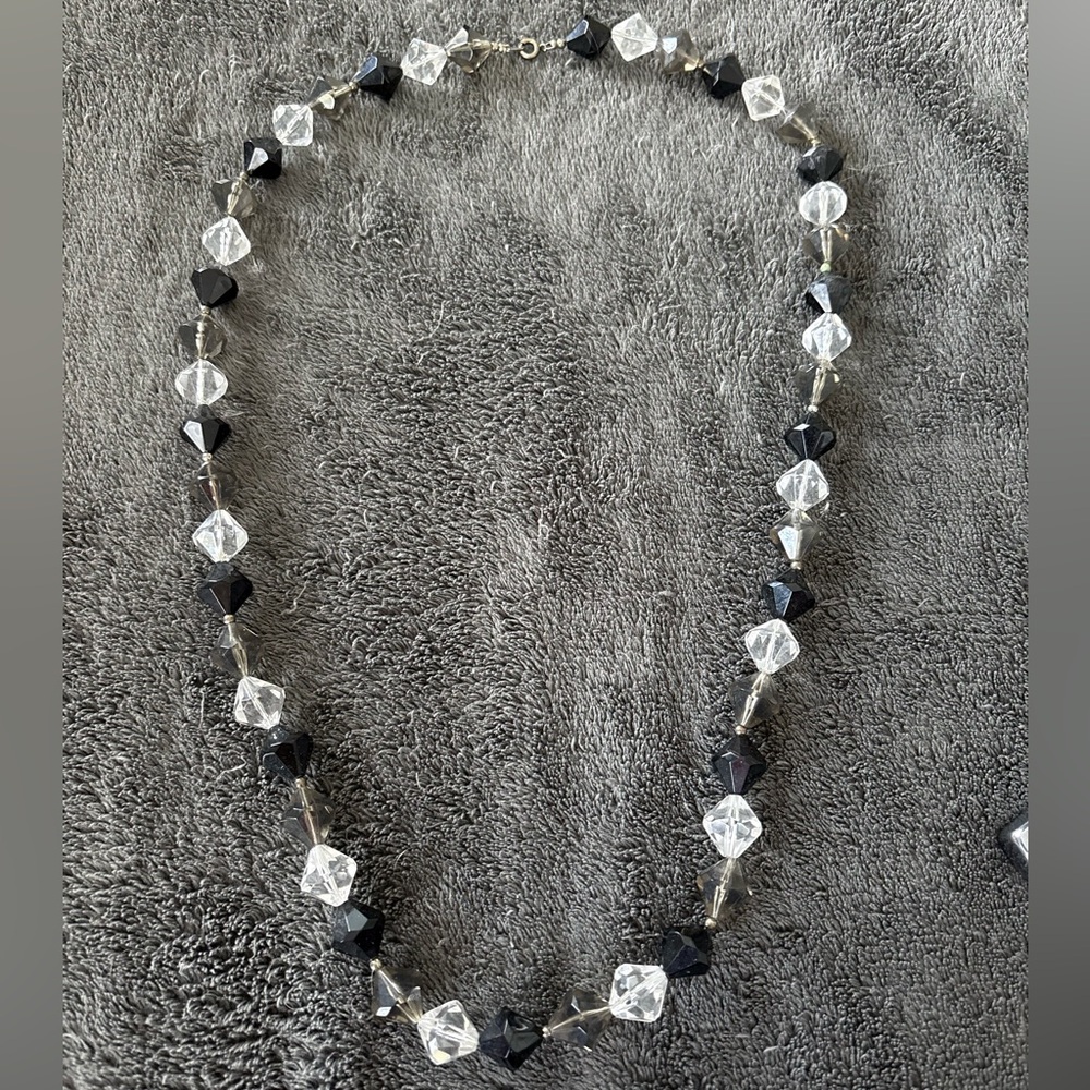 2/$20 vintage necklace